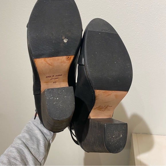 Rag & Bone Women’s Leather Kinsey Black Ankle Boot size 9 gently used 4” heel - Picture 10 of 16